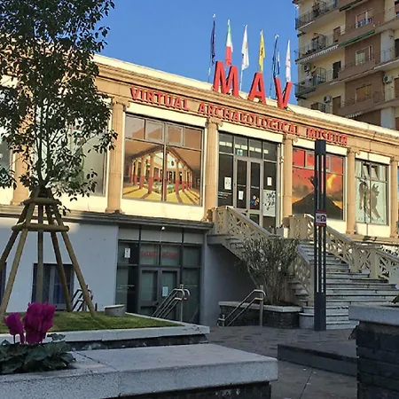 Insula House Bed & Breakfast 4*