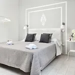 Bed & Breakfast Insula House