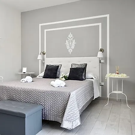 Frühstückspension Insula House 3*