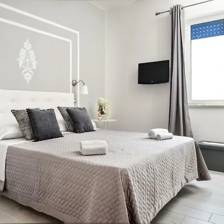 Insula House Nocleg ze śniadaniem