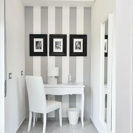 Insula House Bed & Breakfast Ercolano