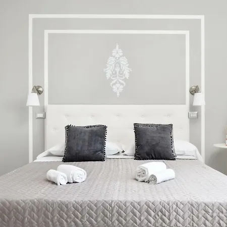 Insula House Nocleg ze śniadaniem