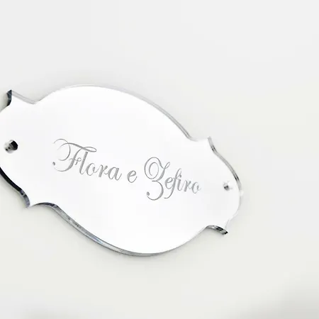 Insula House Nocleg ze śniadaniem