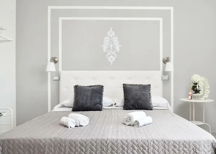 Insula House Bed & Breakfast